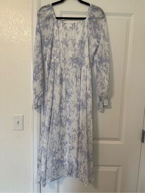 Blue Marble-Print Long Sleeve Midi Dress